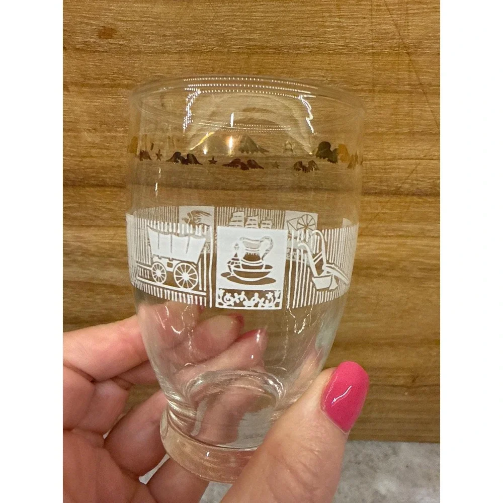 Vintage Americana Juice‎ Glasses Set of 8 Patriotic Eagle Liberty Bell Gold Rim